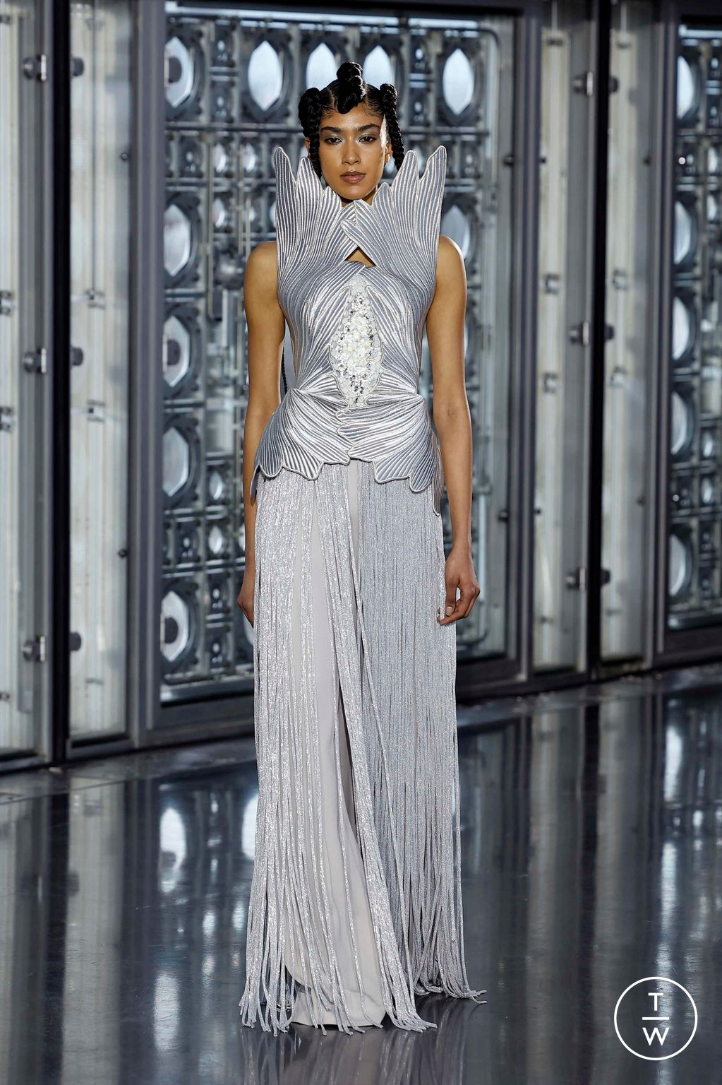 Fashion Week Paris Spring/Summer 2025 look 21 from the Maison Sara Chraibi collection 高级定制