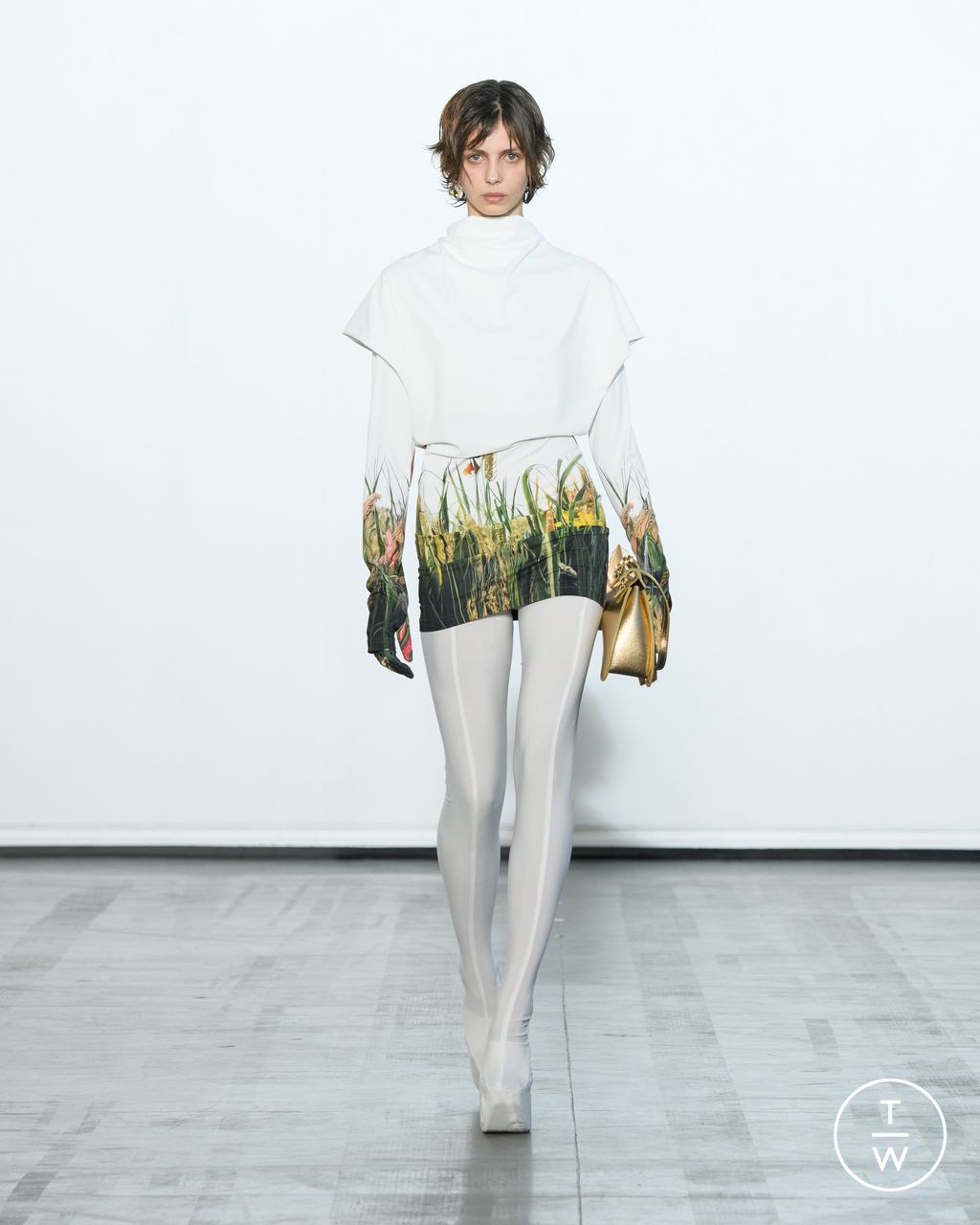 Fashion Week Paris Fall/Winter 2023 look 4 de la collection Maitrepierre womenswear