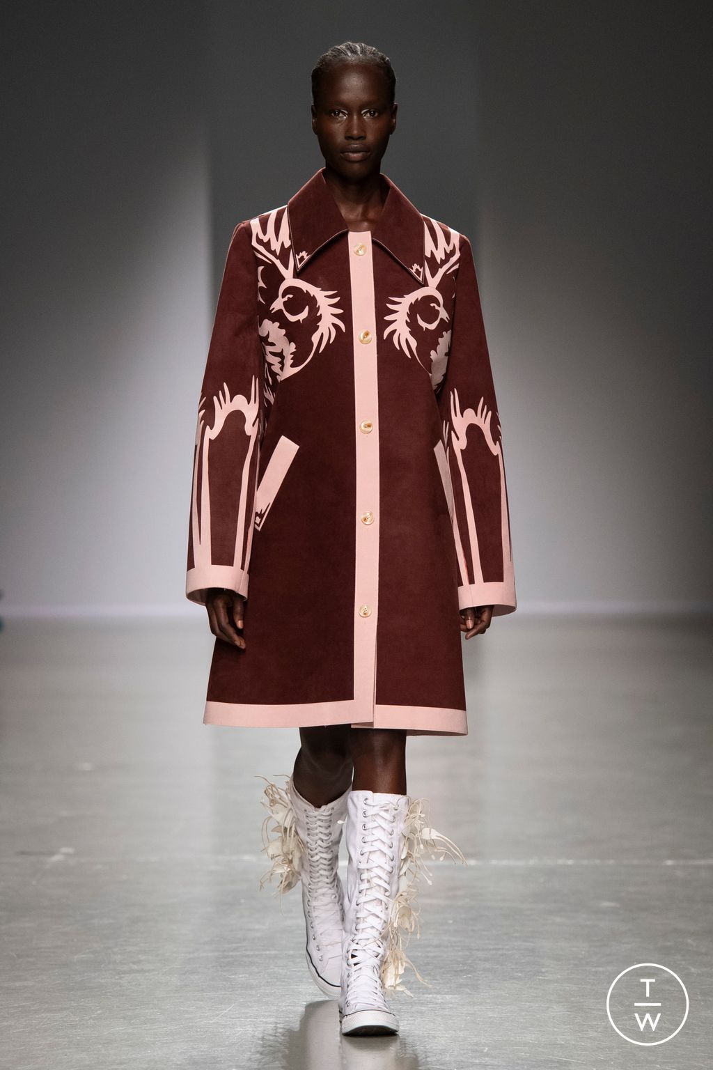 Fashion Week Paris Fall/Winter 2025 look 18 from the Maitrepierre collection womenswear
