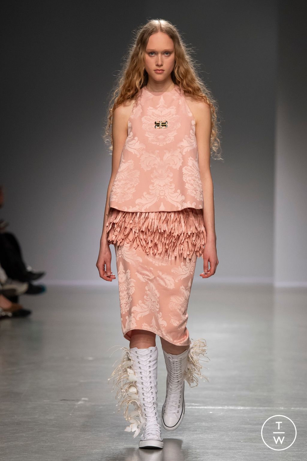 Fashion Week Paris Fall/Winter 2025 look 19 from the Maitrepierre collection womenswear