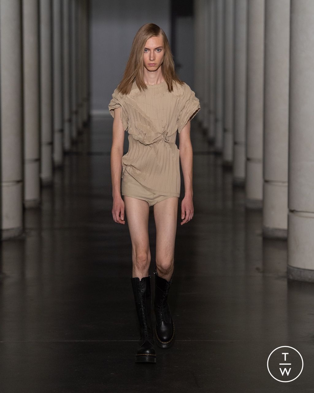 Fashion Week Paris Spring/Summer 2024 look 11 from the Maitrepierre collection 女装