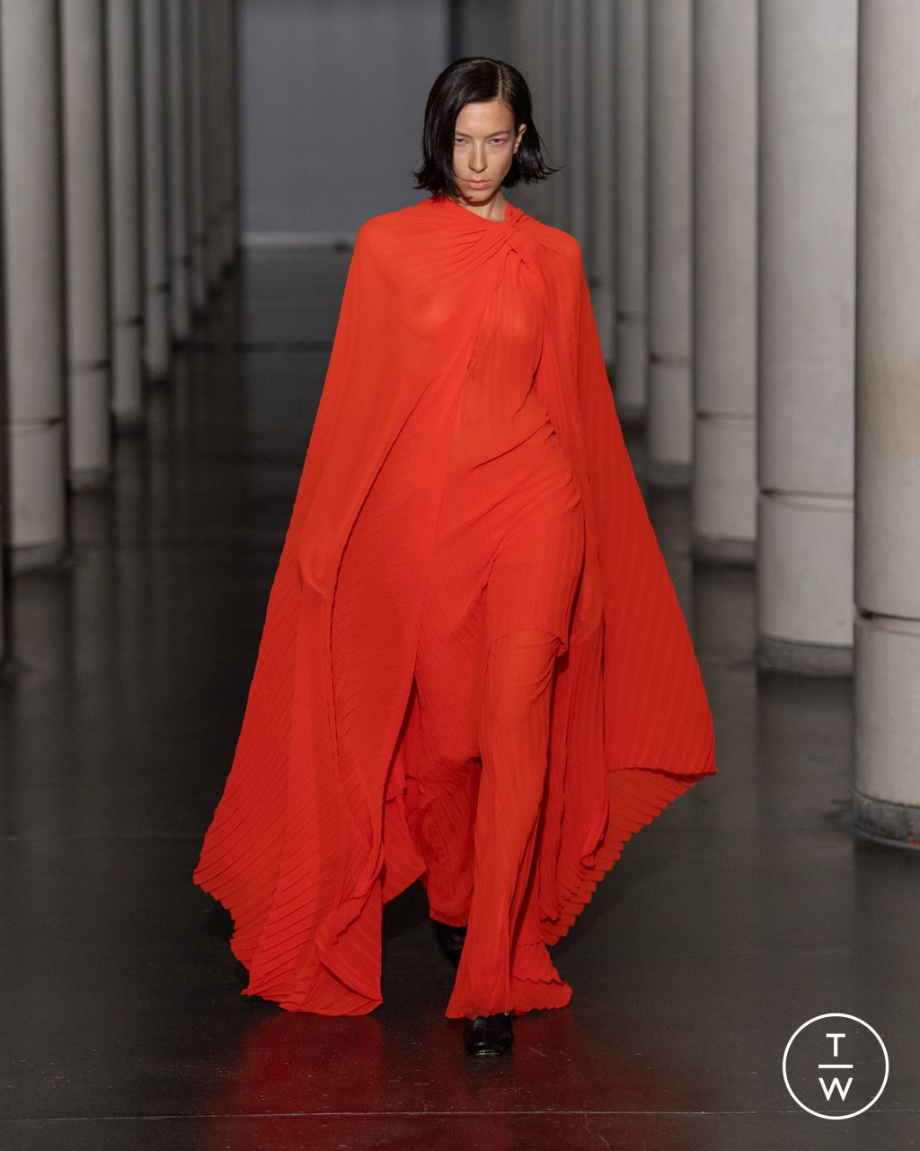Fashion Week Paris Spring/Summer 2024 look 32 from the Maitrepierre collection 女装