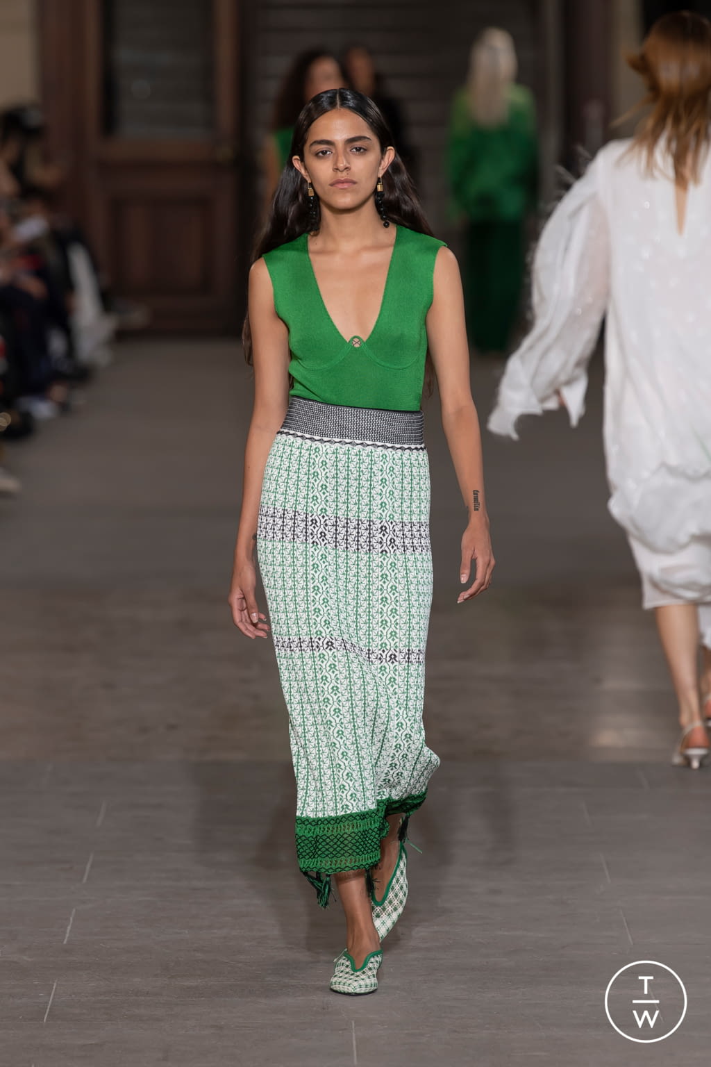Fashion Week Paris Spring/Summer 2020 look 3 from the Mame Kurogouchi collection 女装