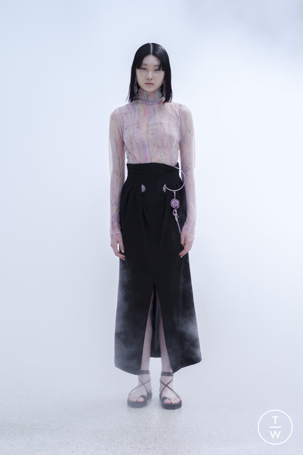 Fashion Week Paris Spring/Summer 2022 look 8 from the Mame Kurogouchi collection womenswear