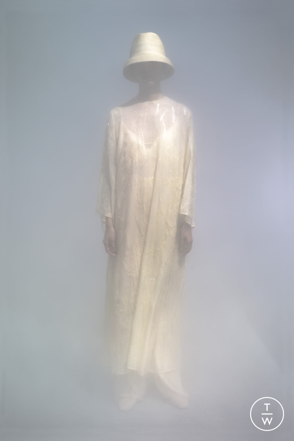 Fashion Week Paris Spring/Summer 2022 look 15 from the Mame Kurogouchi collection 女装