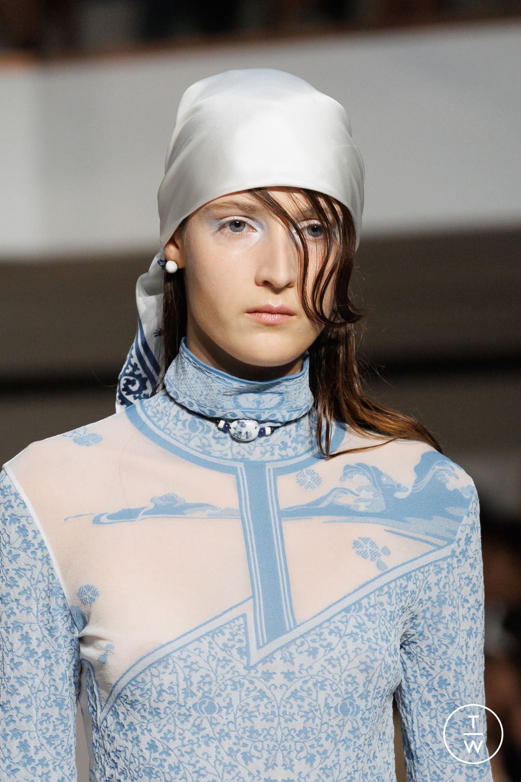 Fashion Week Paris Spring/Summer 2024 look 22 from the Mame Kurogouchi collection womenswear accessories