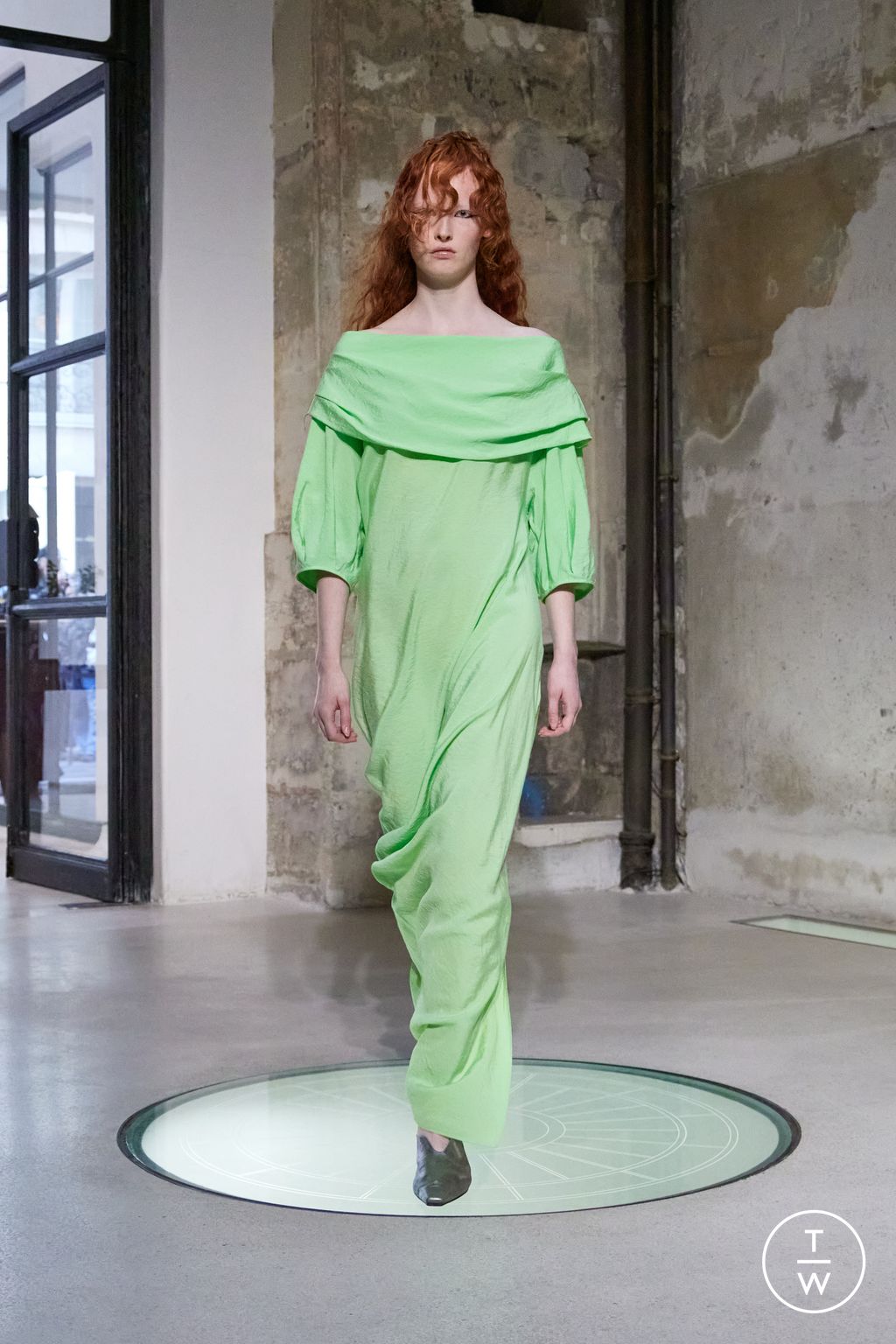 Fashion Week Paris Spring/Summer 2025 look 13 de la collection Mame Kurogouchi womenswear