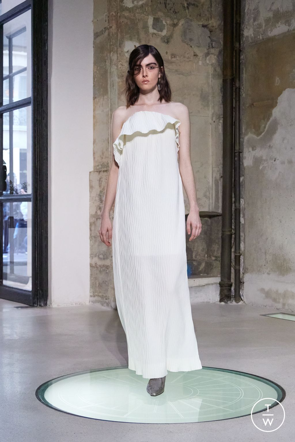 Fashion Week Paris Spring/Summer 2025 look 38 de la collection Mame Kurogouchi womenswear