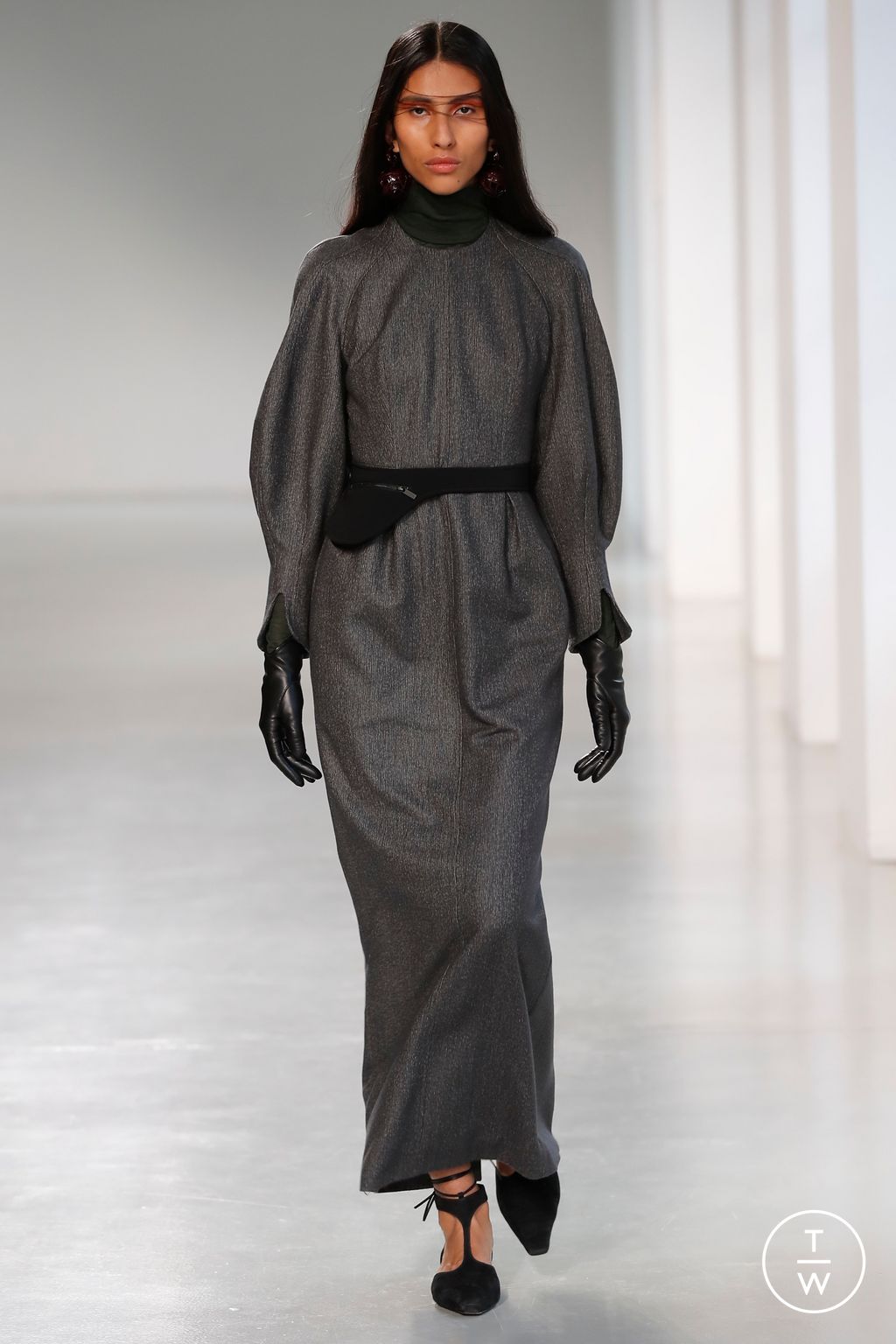 Fashion Week Paris Fall/Winter 2023 look 9 from the Mame Kurogouchi collection 女装