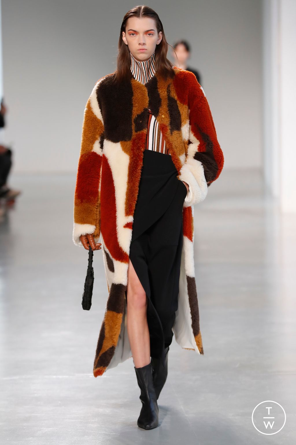 Fashion Week Paris Fall/Winter 2023 look 32 de la collection Mame Kurogouchi womenswear