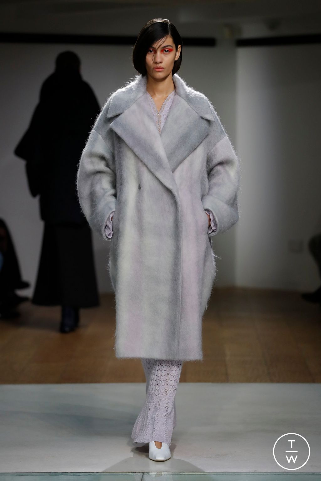 Fashion Week Paris Fall/Winter 2024 look 34 de la collection Mame Kurogouchi womenswear