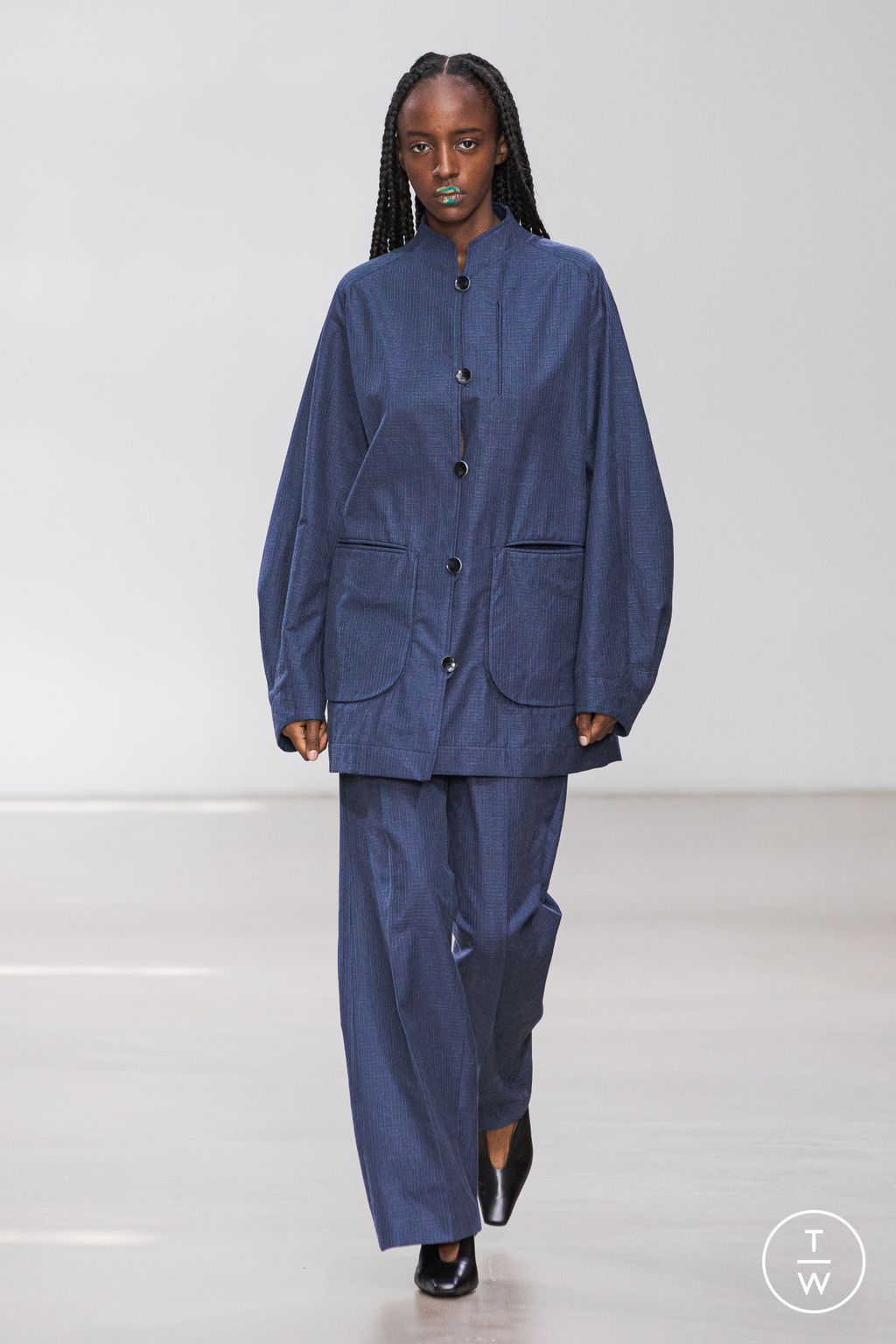Fashion Week Paris Spring/Summer 2023 look 21 de la collection Mame Kurogouchi womenswear