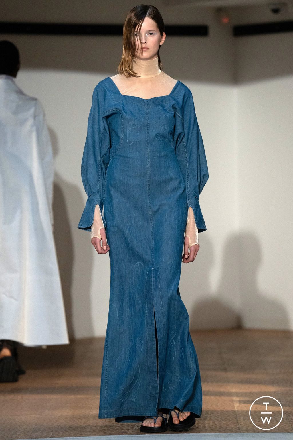 Fashion Week Paris Spring/Summer 2024 look 10 from the Mame Kurogouchi collection 女装