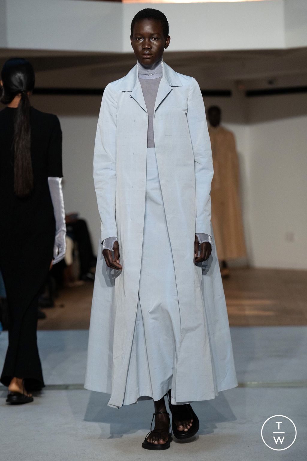 Fashion Week Paris Spring/Summer 2024 look 11 from the Mame Kurogouchi collection 女装