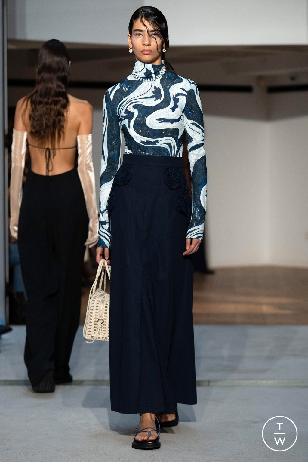 Fashion Week Paris Spring/Summer 2024 look 27 de la collection Mame Kurogouchi womenswear