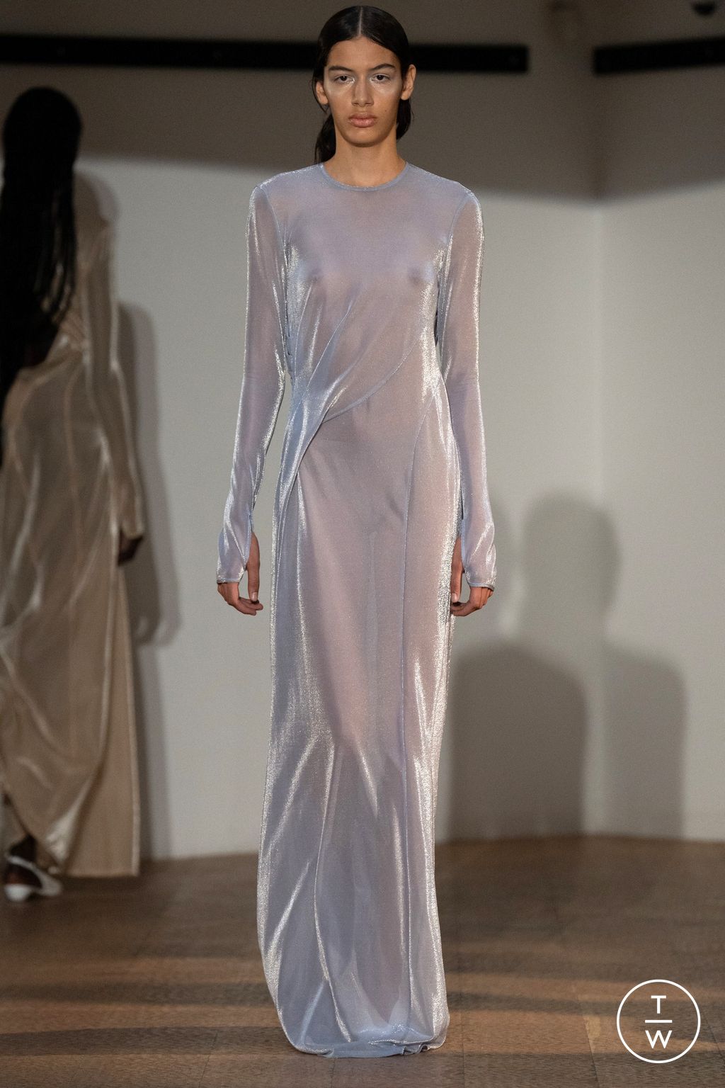 Fashion Week Paris Spring/Summer 2024 look 31 from the Mame Kurogouchi collection 女装