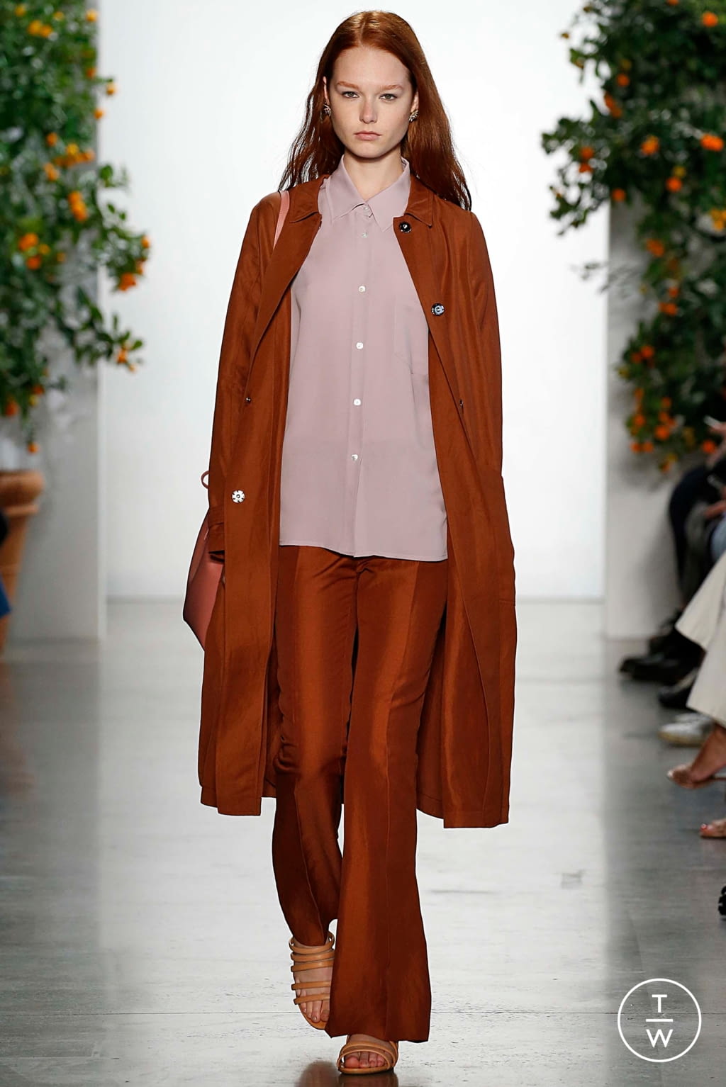 Fashion Week New York Spring/Summer 2018 look 14 from the Mansur Gavriel collection womenswear