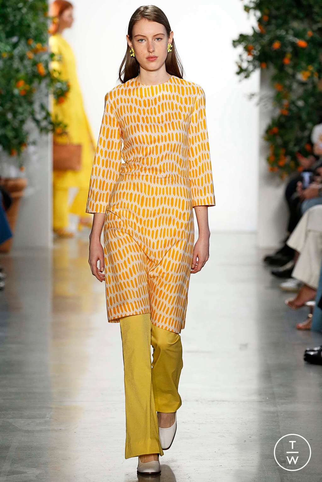 Fashion Week New York Spring/Summer 2018 look 17 from the Mansur Gavriel collection womenswear