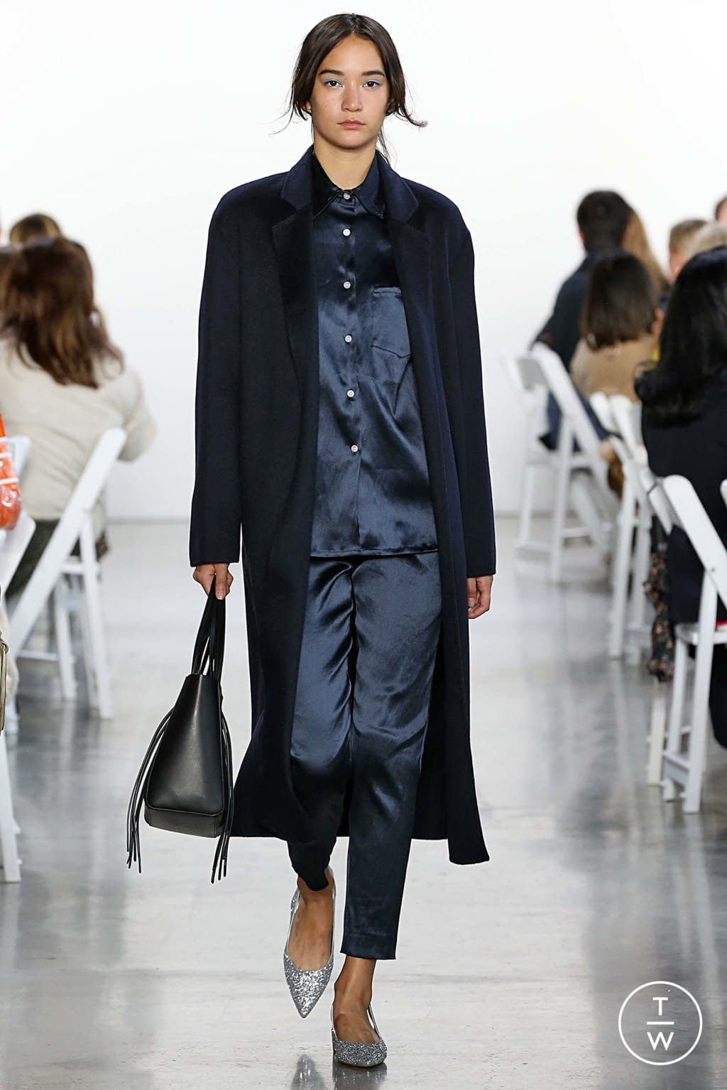 Fashion Week New York Fall/Winter 2018 look 21 from the Mansur Gavriel collection 女装