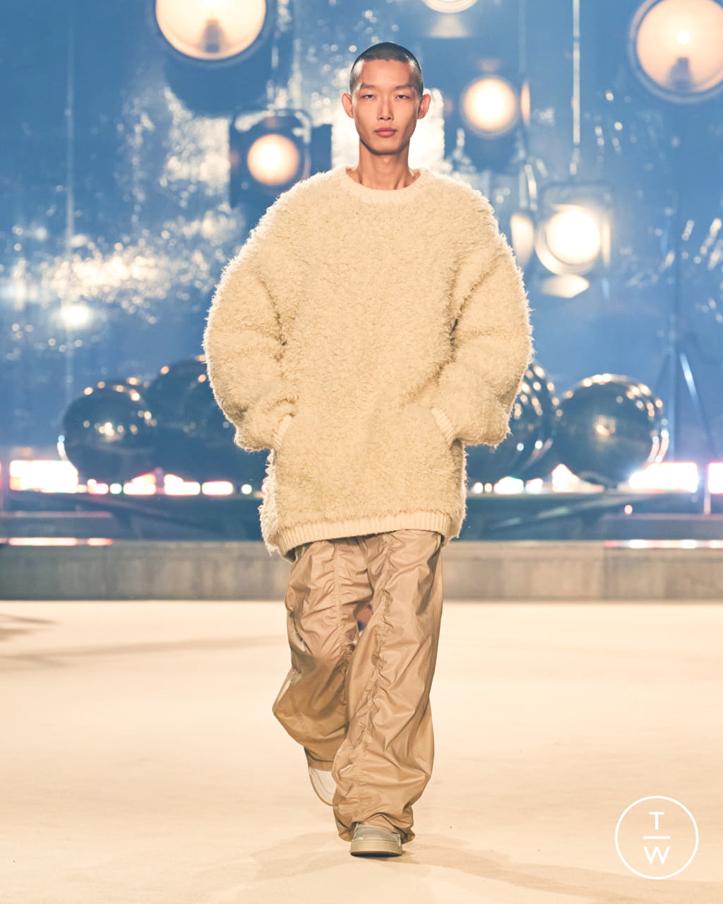 Fashion Week Paris Fall/Winter 2022 look 13 from the Isabel Marant collection womenswear