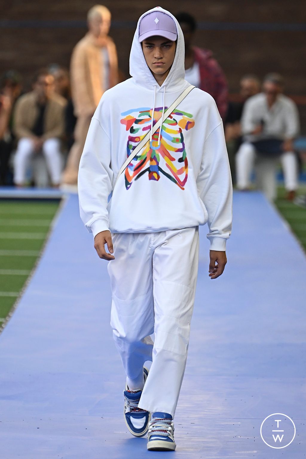 Fashion Week Milan Spring/Summer 2023 look 5 from the Marcelo Burlon County of Milan collection 男装