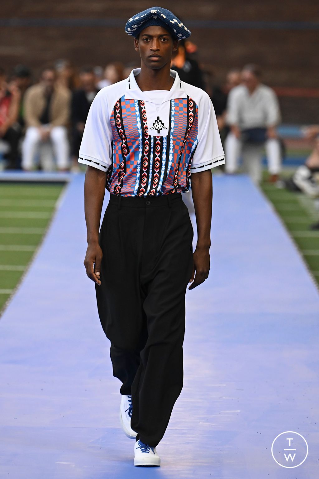 Fashion Week Milan Spring/Summer 2023 look 36 from the Marcelo Burlon County of Milan collection menswear