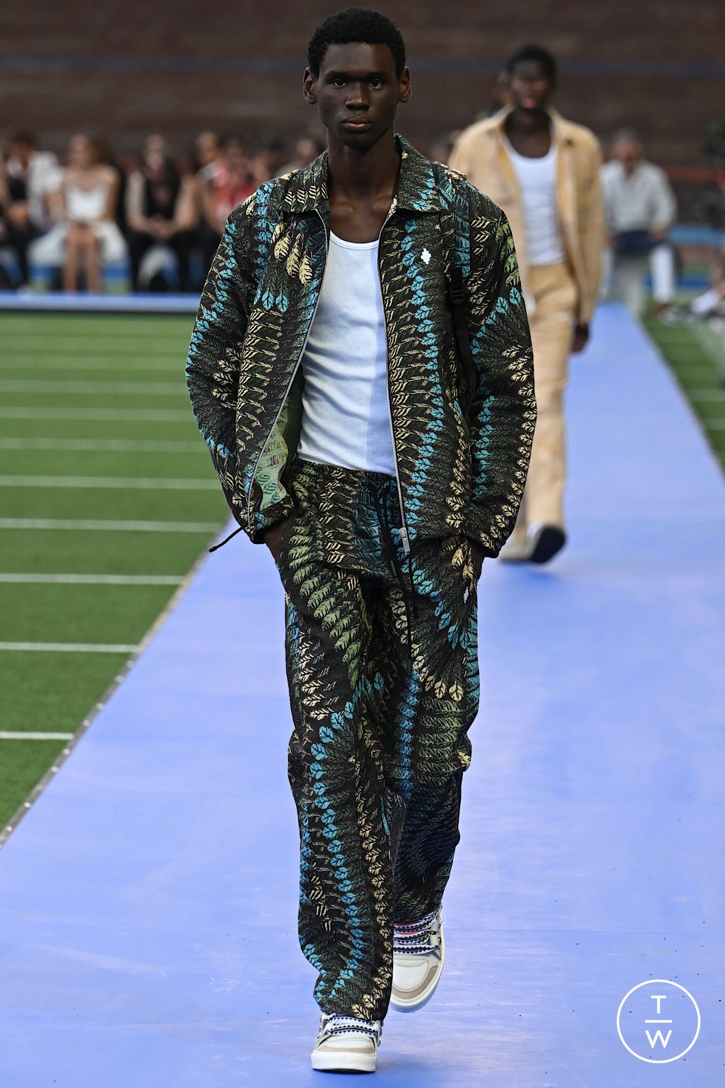 Fashion Week Milan Spring/Summer 2023 look 43 from the Marcelo Burlon County of Milan collection 男装