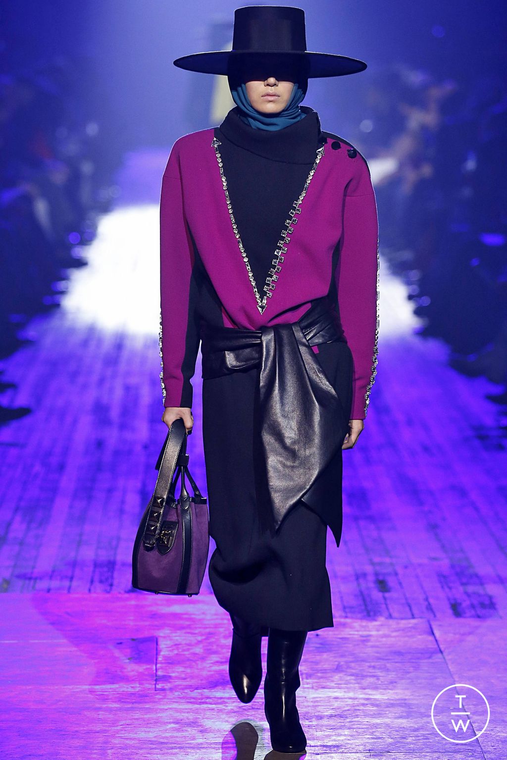 Fashion Week New York Fall/Winter 2018 look 29 from the Marc Jacobs collection womenswear