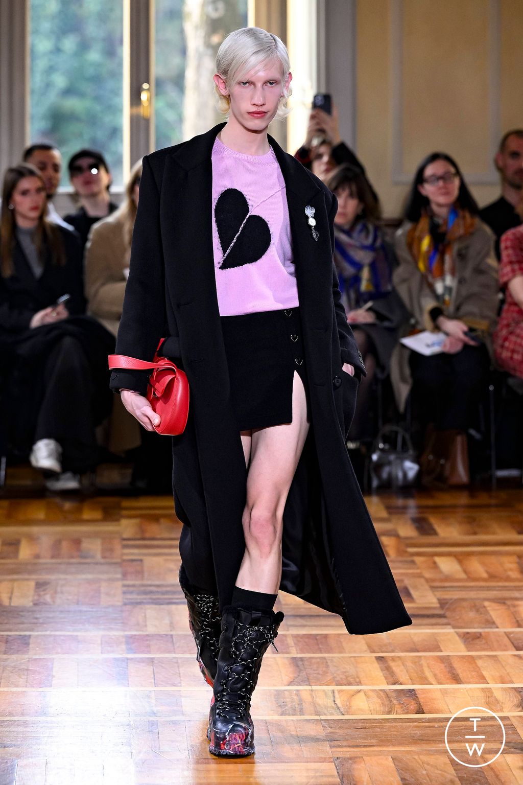 Fashion Week Milan Fall/Winter 2024 look 13 de la collection Marco Rambaldi womenswear