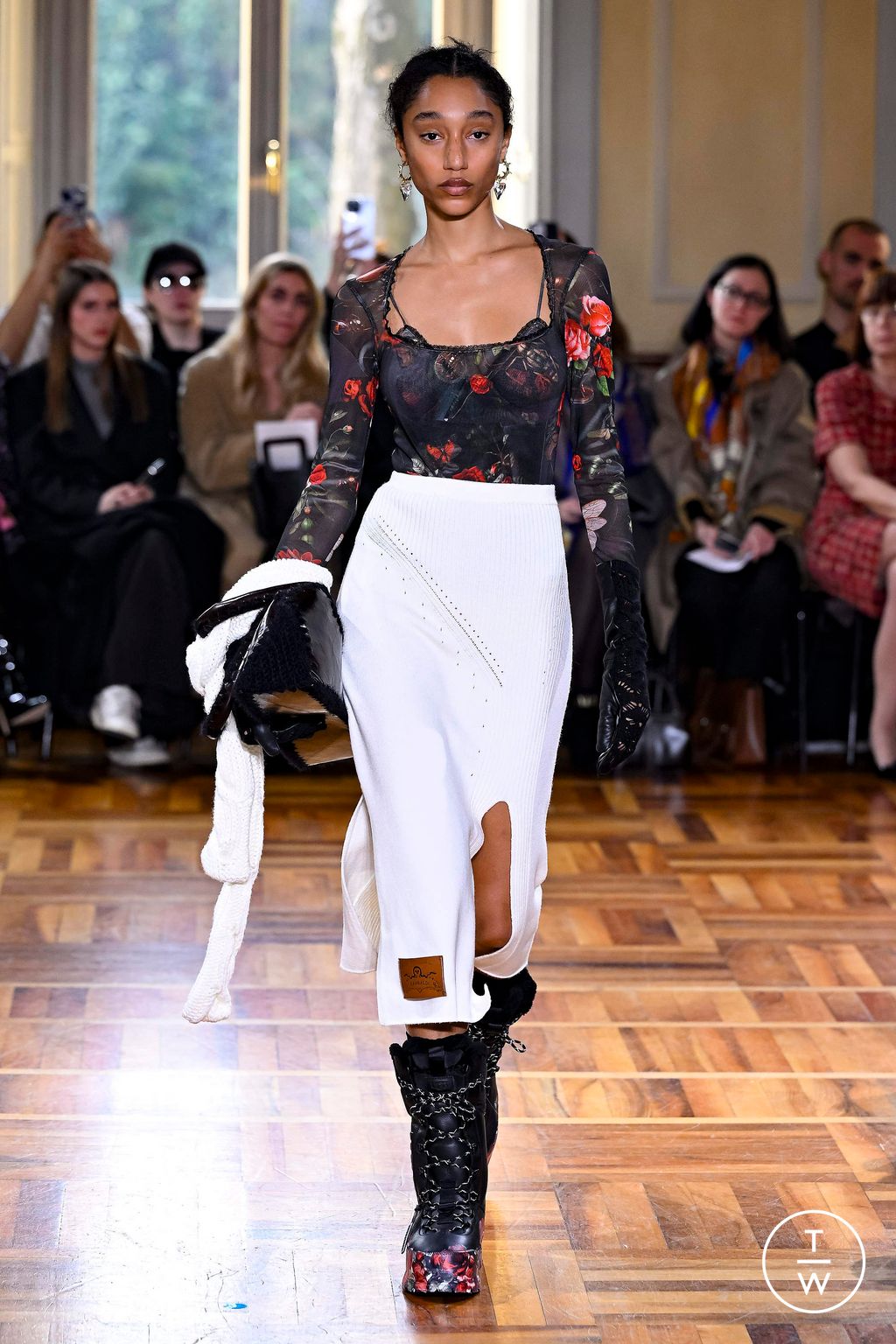 Fashion Week Milan Fall/Winter 2024 look 18 de la collection Marco Rambaldi womenswear