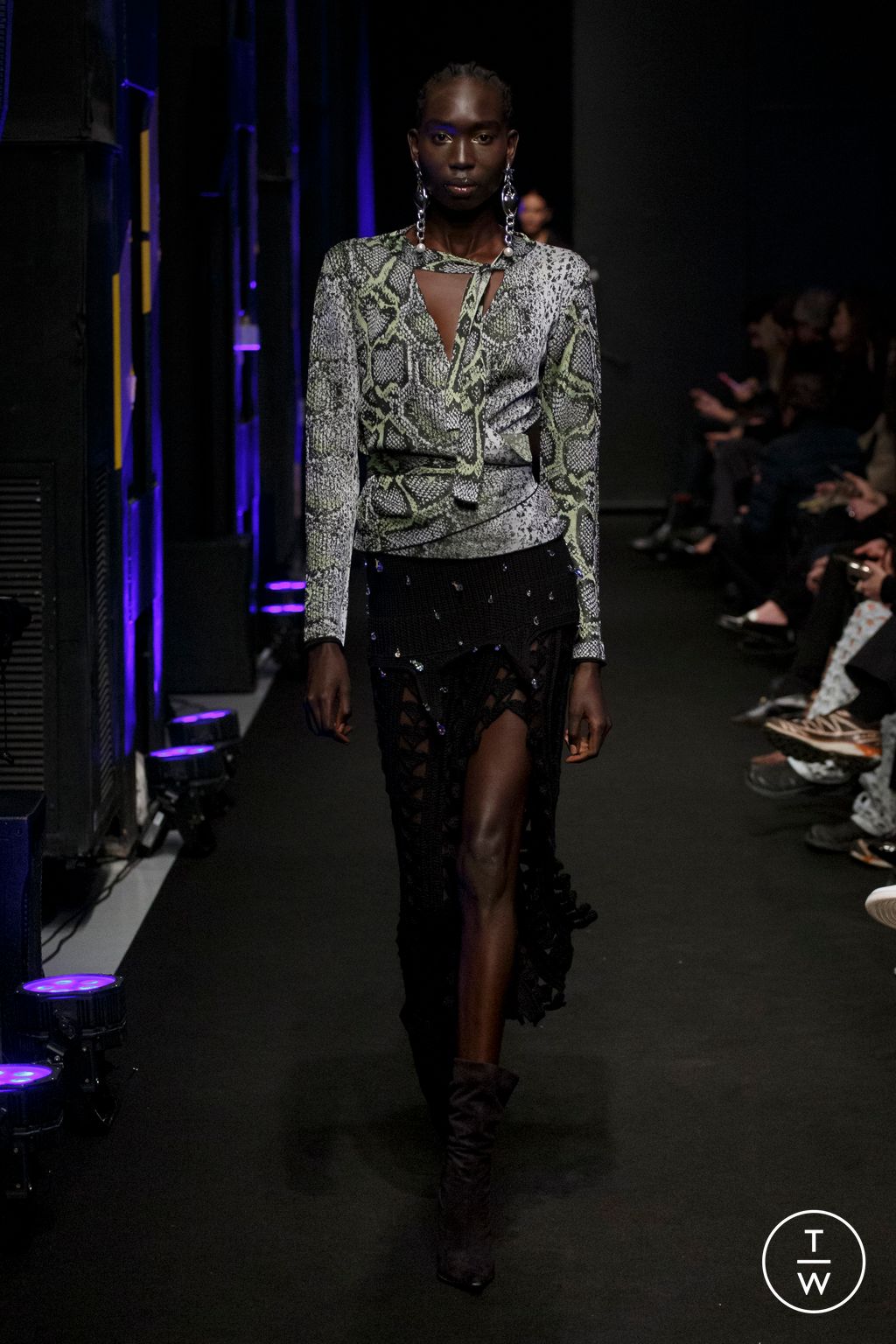 Fashion Week Milan Fall/Winter 2023 look 26 de la collection Marco Rambaldi womenswear