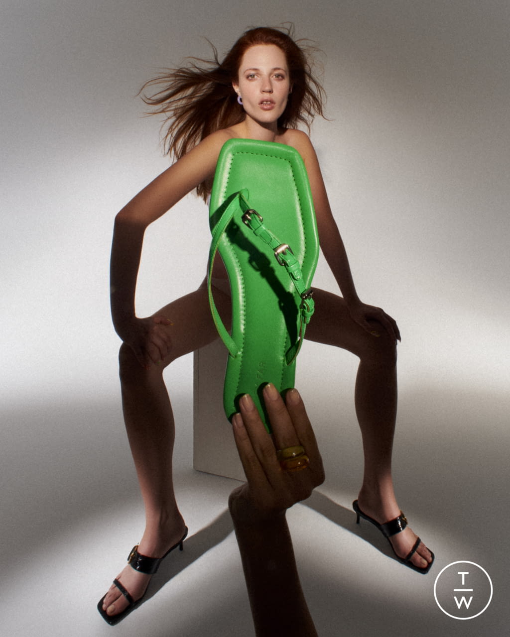 Fashion Week Paris Spring/Summer 2022 look 29 de la collection By Far womenswear accessories