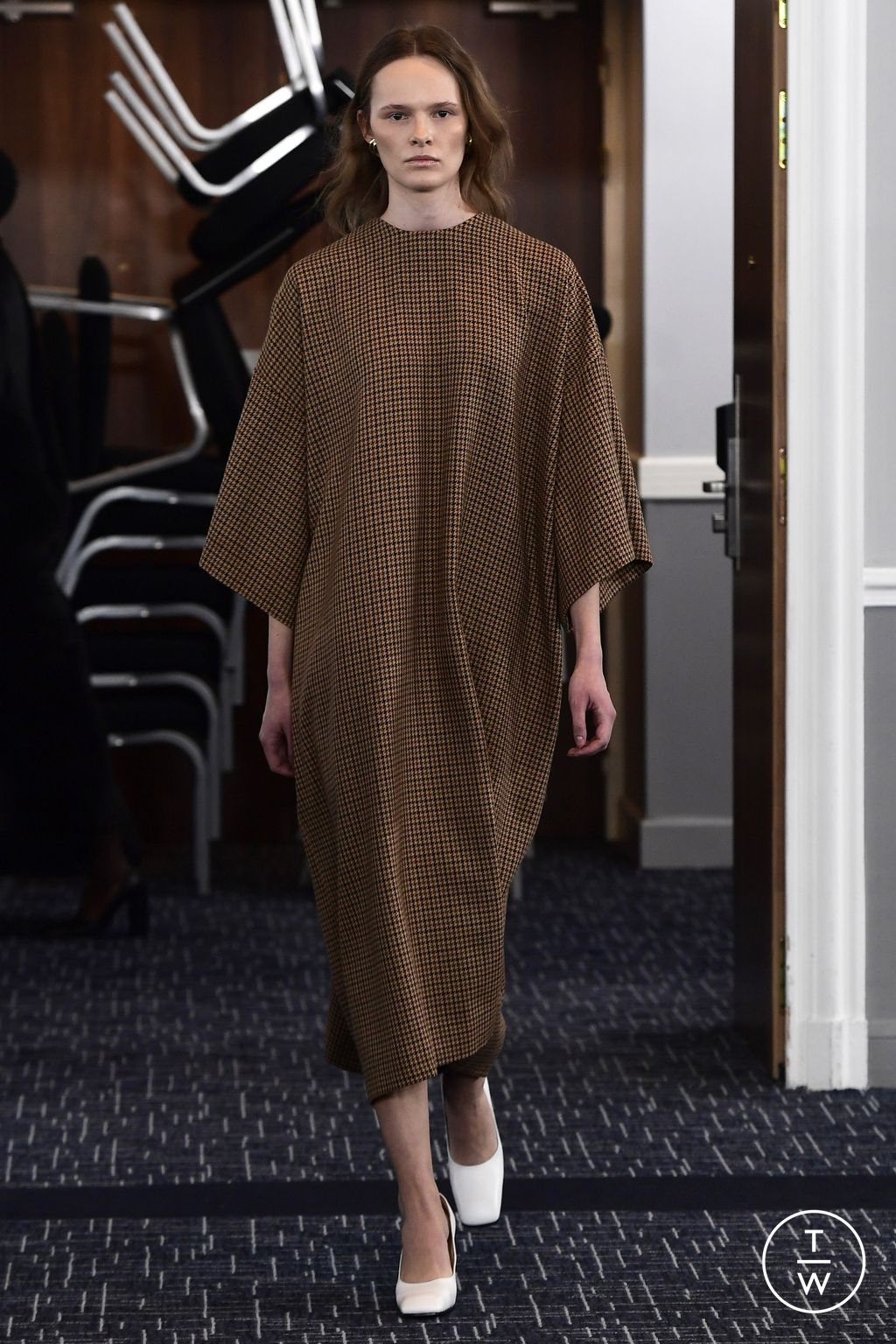 Fashion Week Paris Fall/Winter 2023 look 9 from the MARIE ADAM-LEENAERDT collection womenswear