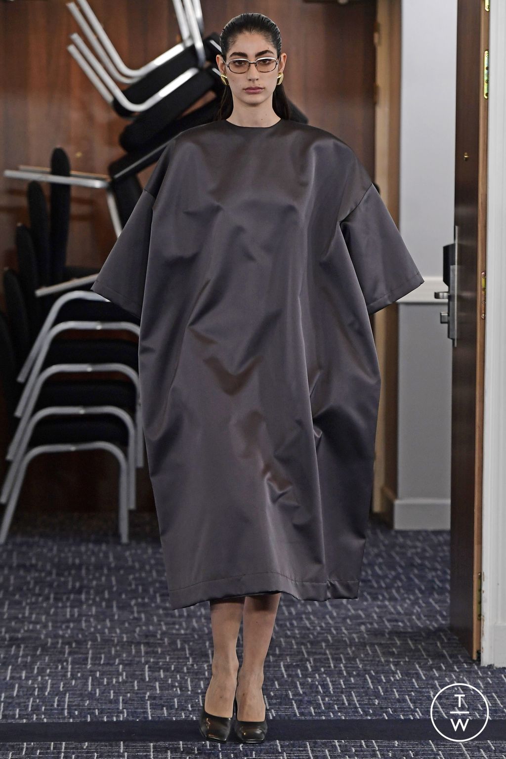 Fashion Week Paris Fall/Winter 2023 look 14 from the MARIE ADAM-LEENAERDT collection womenswear