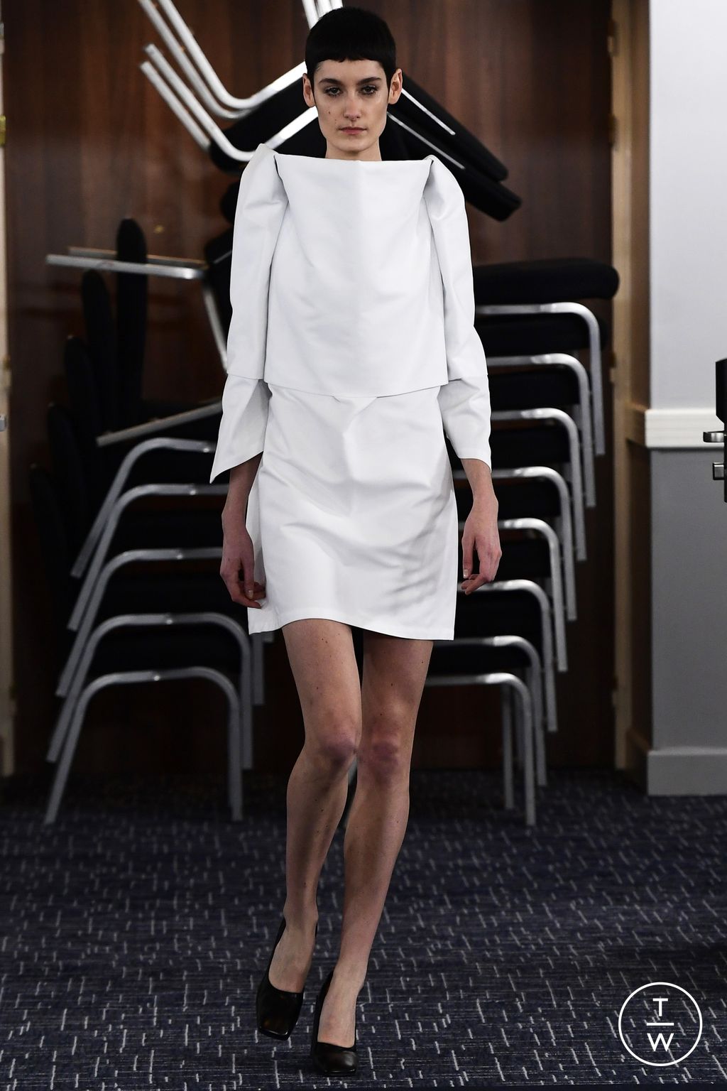 Fashion Week Paris Fall/Winter 2023 look 15 from the MARIE ADAM-LEENAERDT collection womenswear