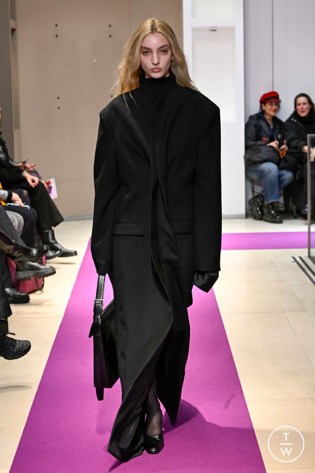 Fashion Week Paris Fall/Winter 2024 look 1 de la collection MARIE ADAM-LEENAERDT womenswear