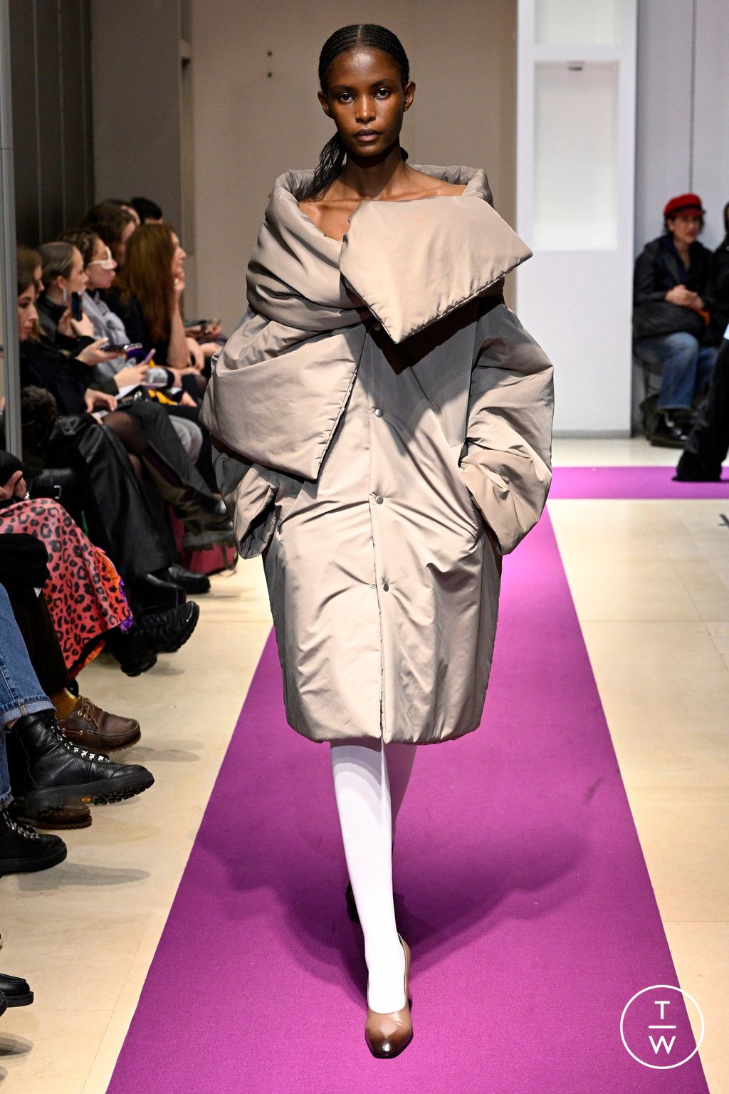 Fashion Week Paris Fall/Winter 2024 look 14 from the MARIE ADAM-LEENAERDT collection 女装