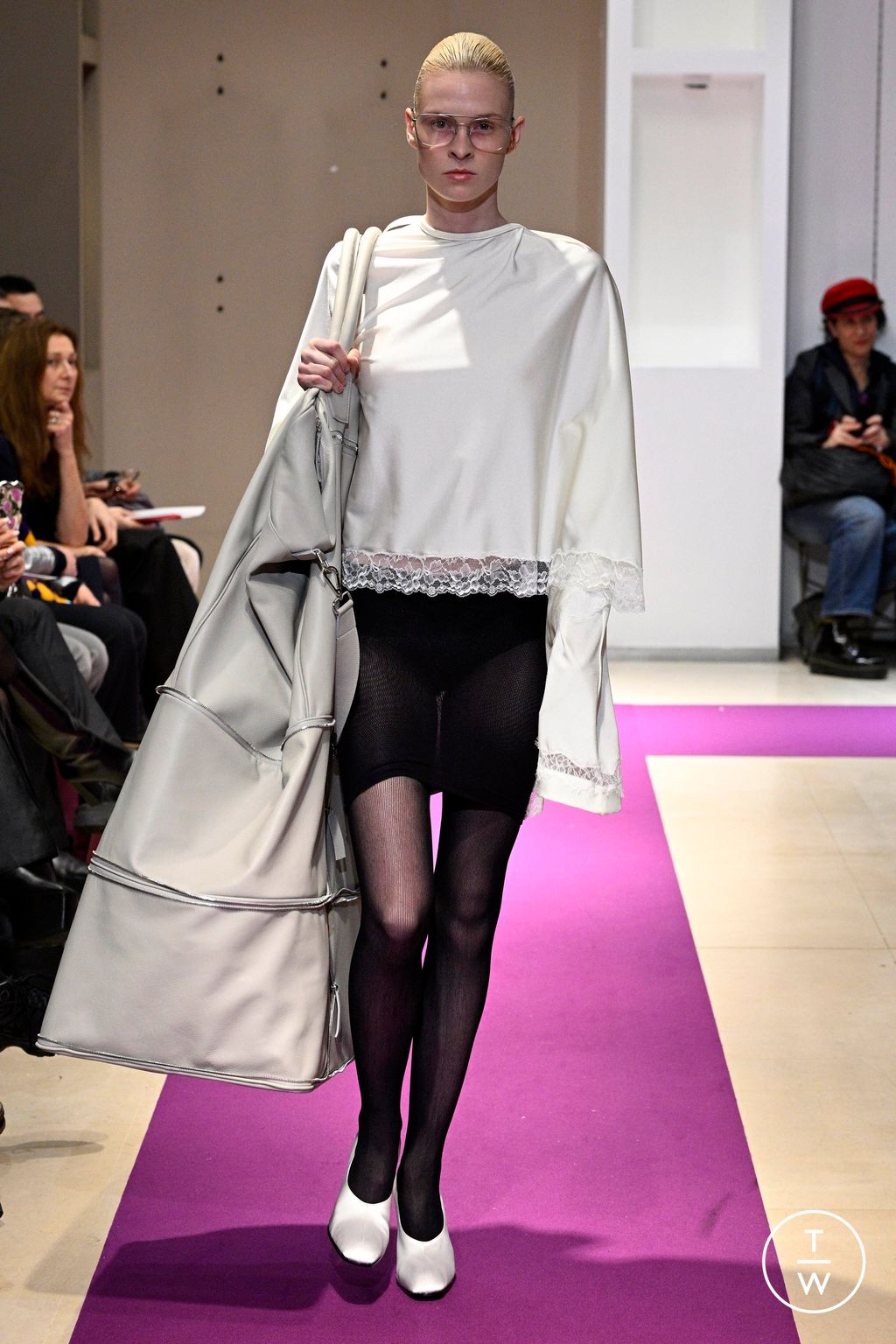 Fashion Week Paris Fall/Winter 2024 look 15 from the MARIE ADAM-LEENAERDT collection womenswear