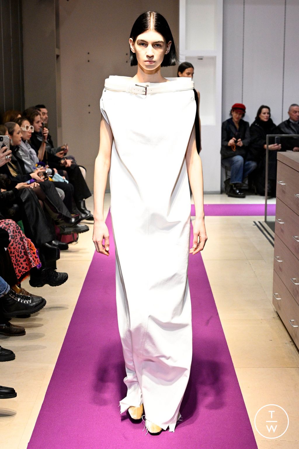 Fashion Week Paris Fall/Winter 2024 look 37 from the MARIE ADAM-LEENAERDT collection womenswear