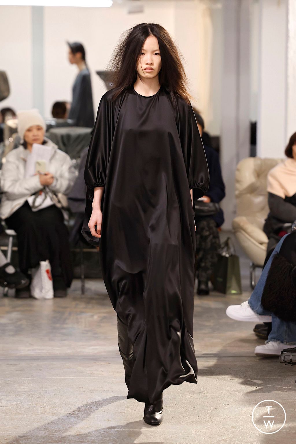 Fashion Week Paris Fall/Winter 2025 look 21 from the MARIE ADAM-LEENAERDT collection womenswear
