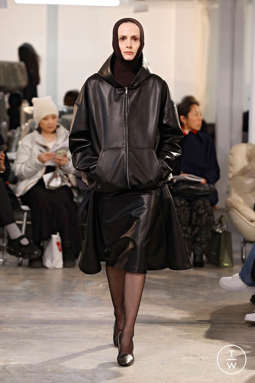 Fashion Week Paris Fall/Winter 2025 look 24 from the MARIE ADAM-LEENAERDT collection 女装