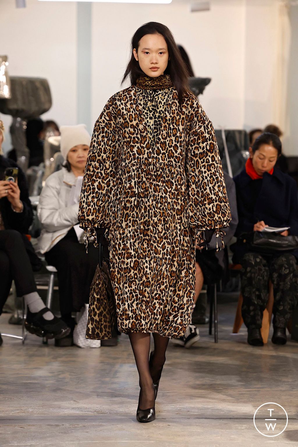 Fashion Week Paris Fall/Winter 2025 look 33 from the MARIE ADAM-LEENAERDT collection womenswear