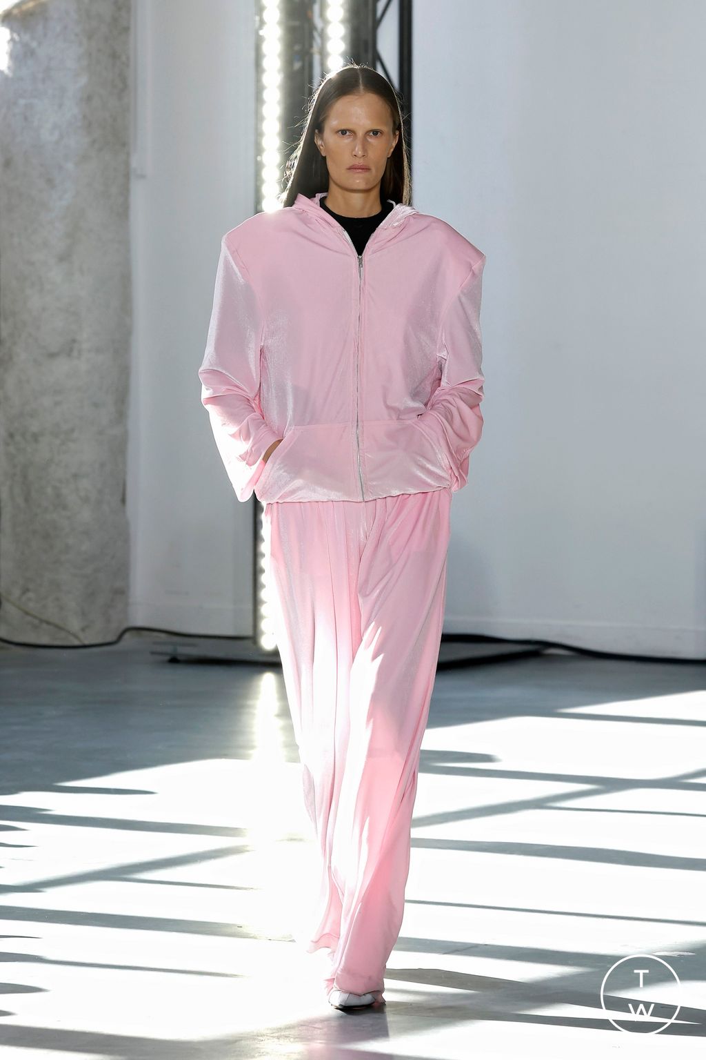 Fashion Week Paris Fall/Winter 2026 look 24 from the MARIE ADAM-LEENAERDT collection womenswear