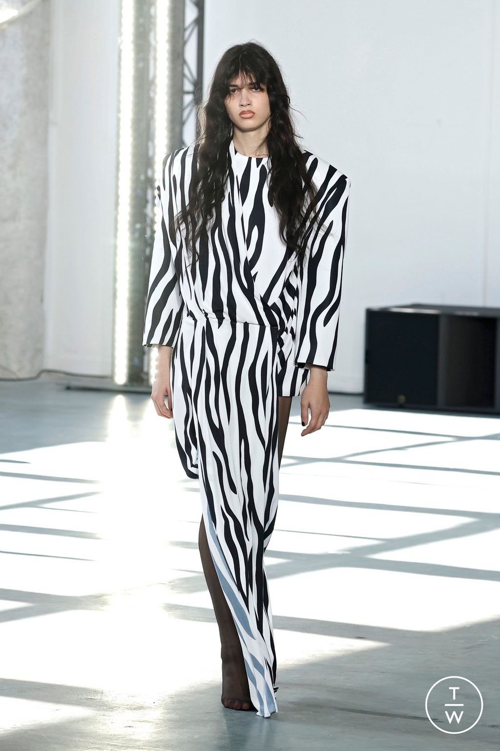 Fashion Week Paris Fall/Winter 2026 look 27 from the MARIE ADAM-LEENAERDT collection womenswear