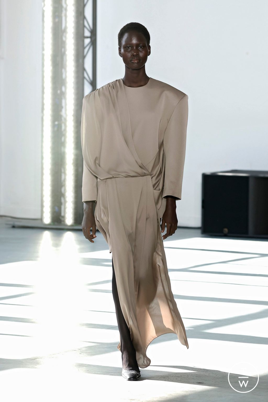 Fashion Week Paris Fall/Winter 2026 look 28 from the MARIE ADAM-LEENAERDT collection womenswear