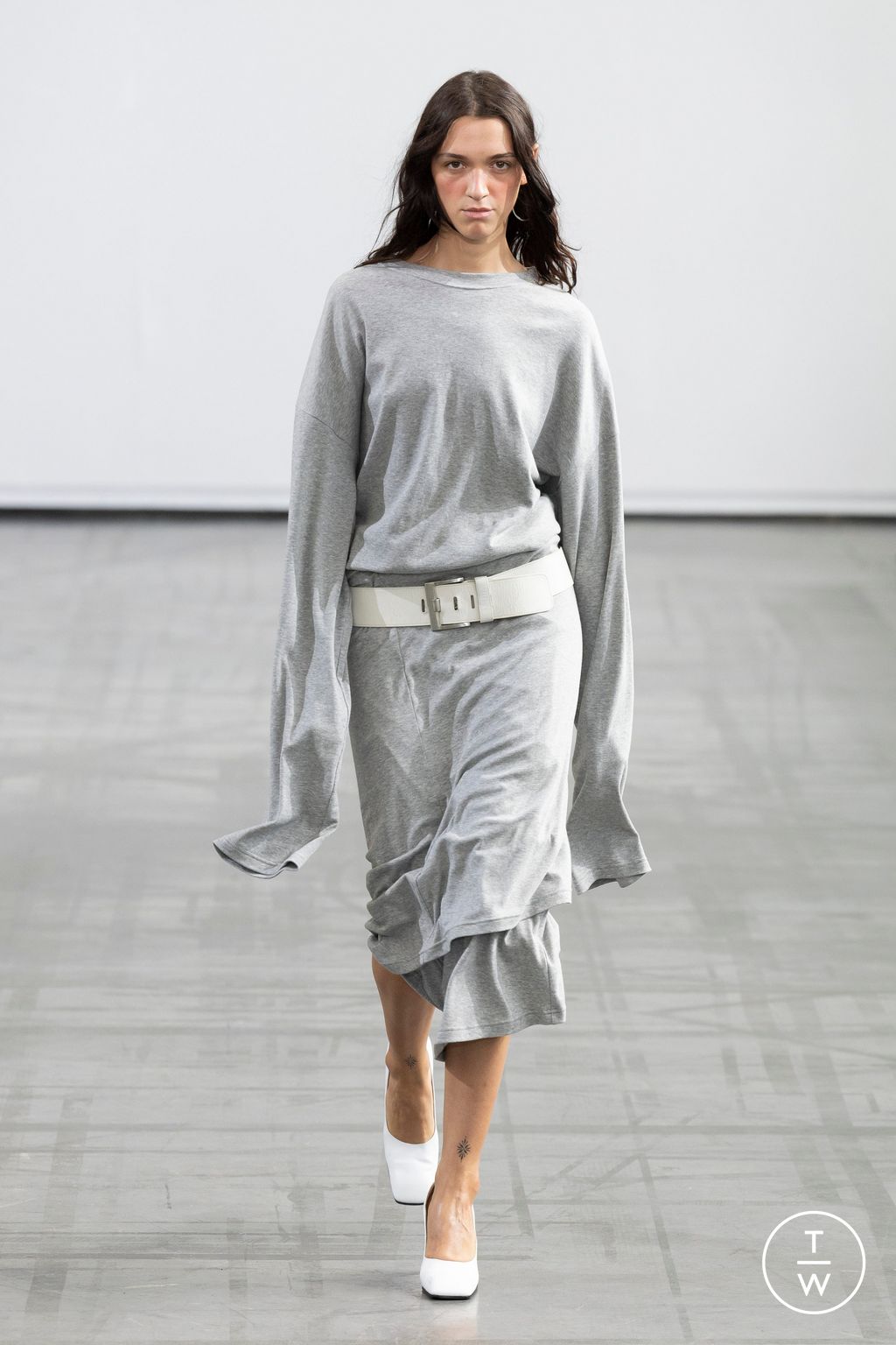 Fashion Week Paris Spring/Summer 2024 look 1 de la collection MARIE ADAM-LEENAERDT womenswear