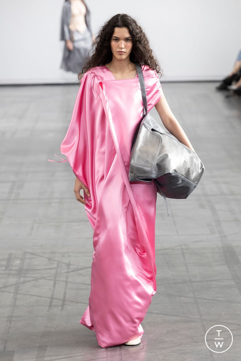 Fashion Week Paris Spring/Summer 2024 look 18 from the MARIE ADAM-LEENAERDT collection 女装