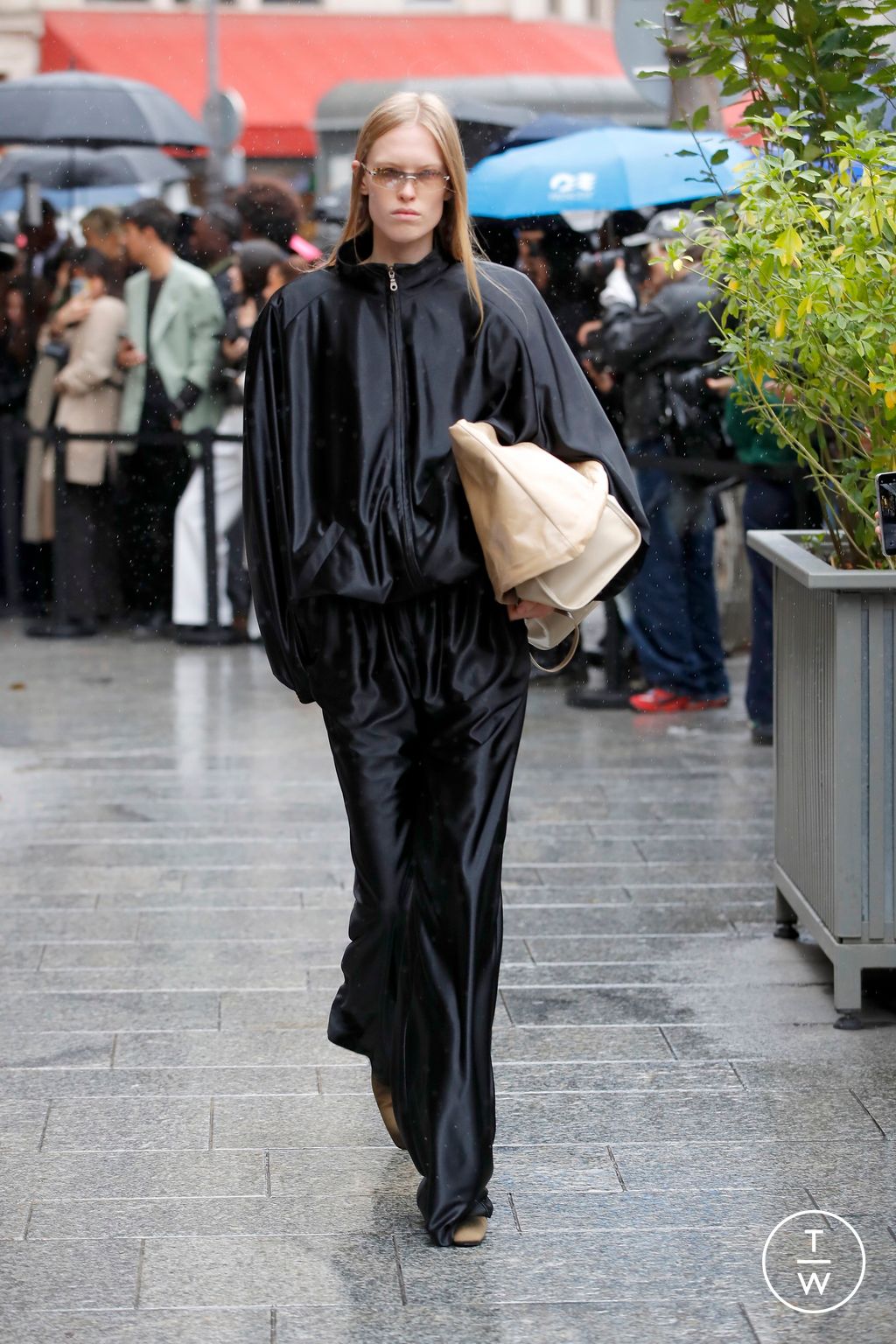 Fashion Week Paris Spring/Summer 2025 look 5 from the MARIE ADAM-LEENAERDT collection 女装