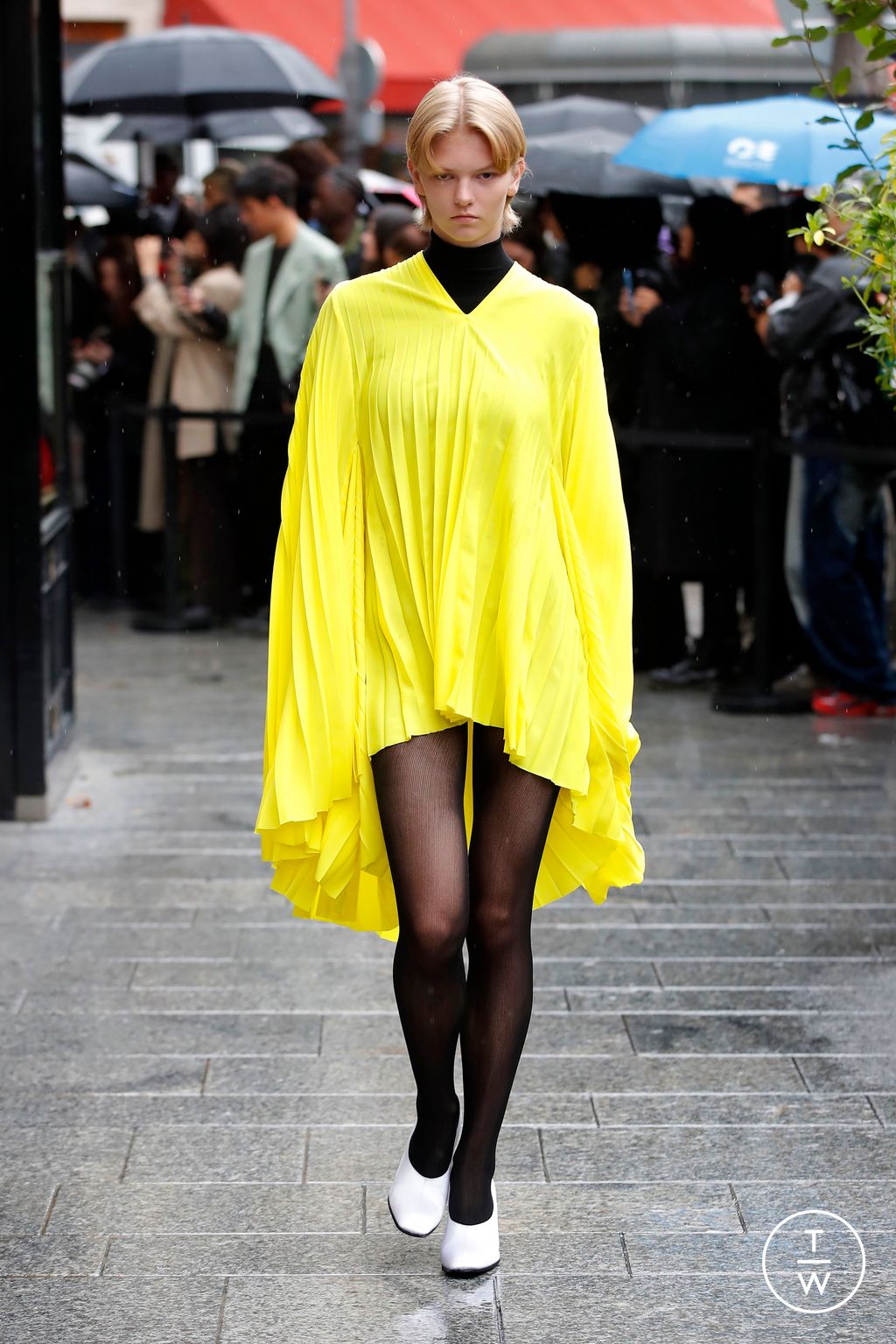 Fashion Week Paris Spring/Summer 2025 look 19 from the MARIE ADAM-LEENAERDT collection womenswear