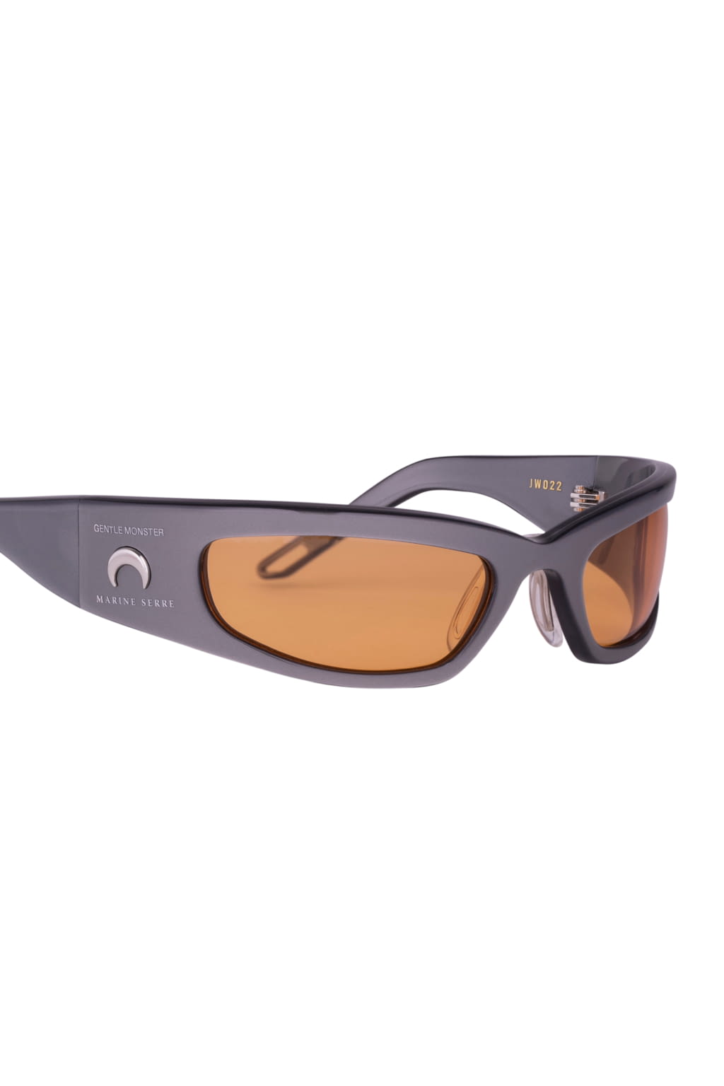 Fashion Week Paris Spring/Summer 2021 look 56 from the Marine Serre collection womenswear accessories